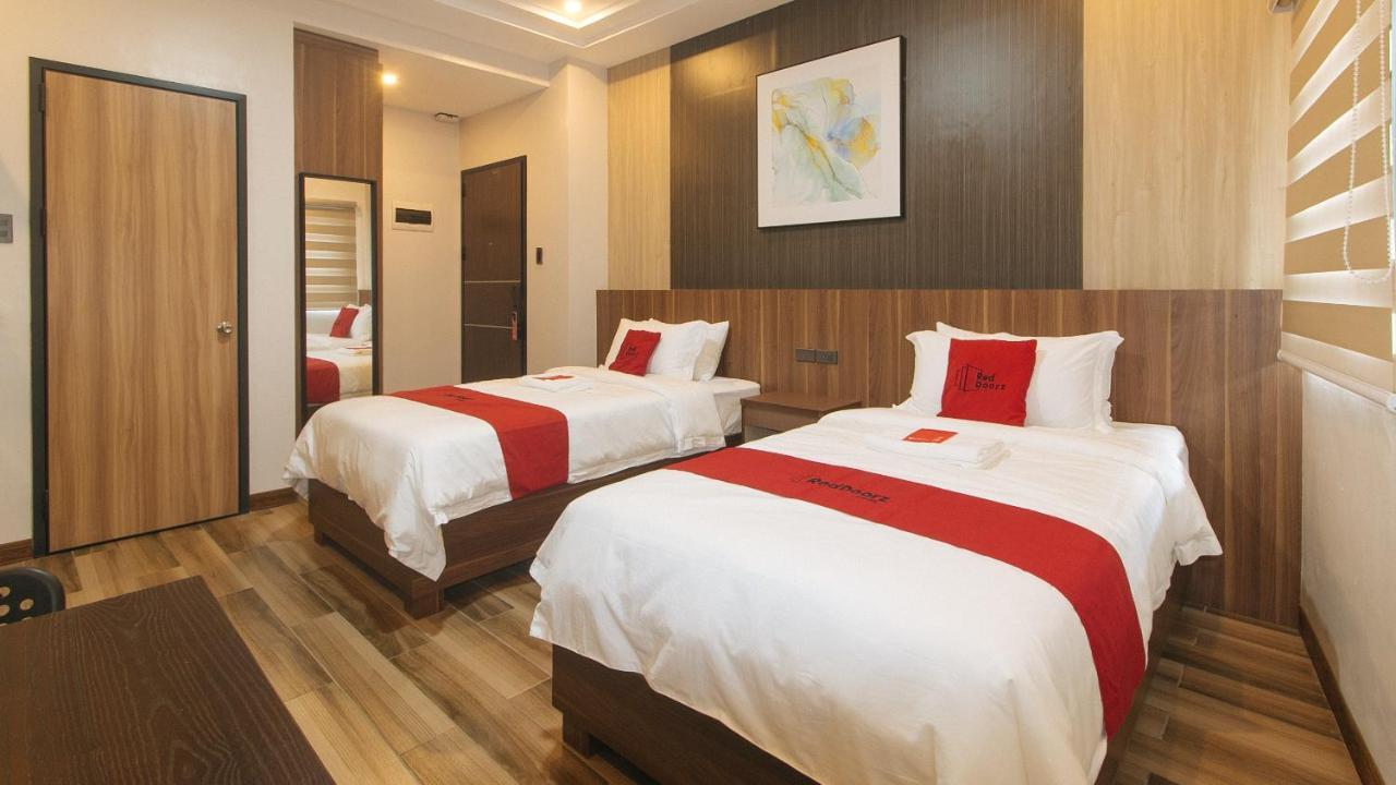 Reddoorz Plus @ Bez Tower And Residences San Juan San Juan  Exterior photo
